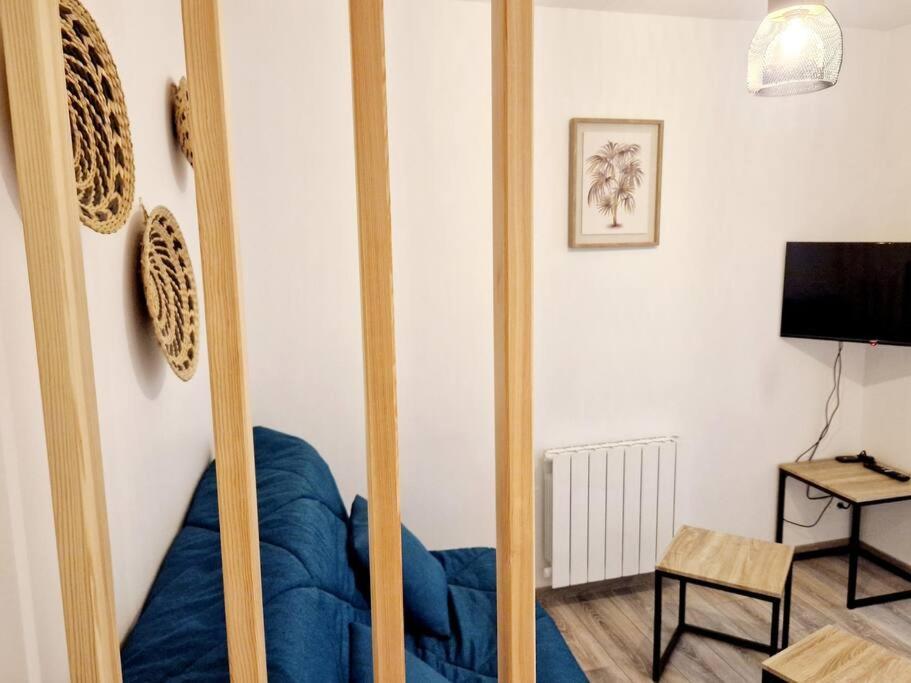 Le Cosy Yourhosthelper